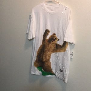 Never worn men’s tee shirts